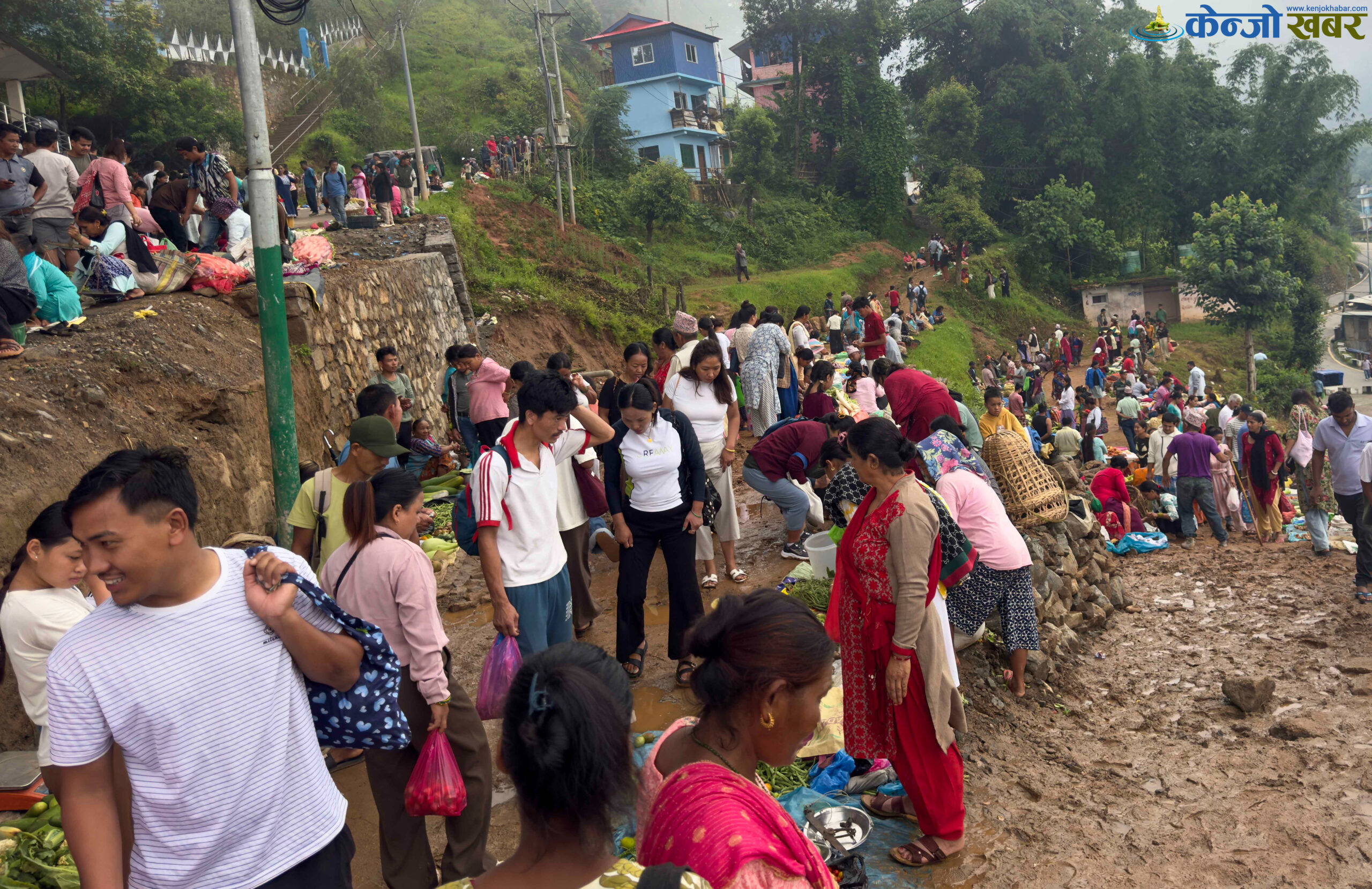 हिलाम्मेमा शनिवारे हटिया, खण्डहर हटियामा बर्सेनि २ लाख ९० हजार तिर्छ फिदिम  नगरपालिका